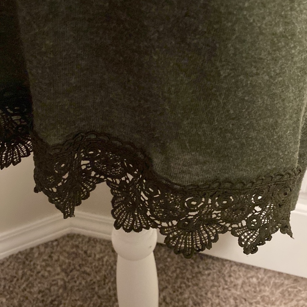Maurice’s Tunic - Picture 2 of 3